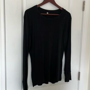 Gap Long Sleeved Black T